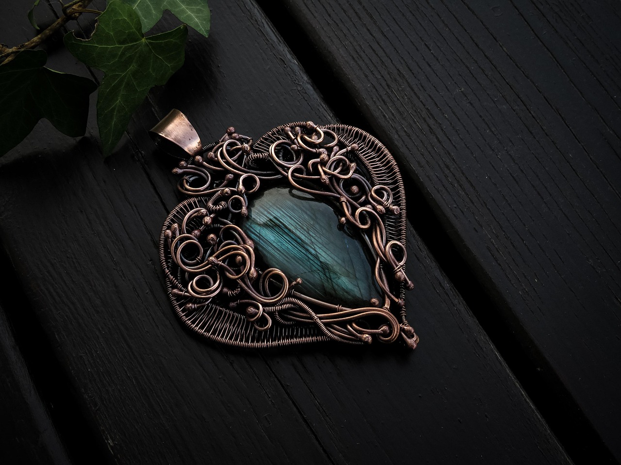 entdecken sie unsere exquisite kollektion von schmuck, die eleganz und stil vereint. perfekt für jeden anlass, ob romantisch oder im alltag – verleihen sie ihrem look mit unseren einzigartigen designs einen hauch von glamour.