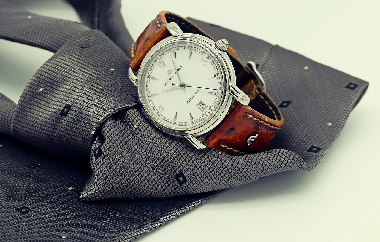 entdecken sie die neuesten modetrends und stilvolle looks für jeden anlass. von eleganter couture bis zu legere alltagsmode – lassen sie sich inspirieren und finden sie ihren persönlichen stil!