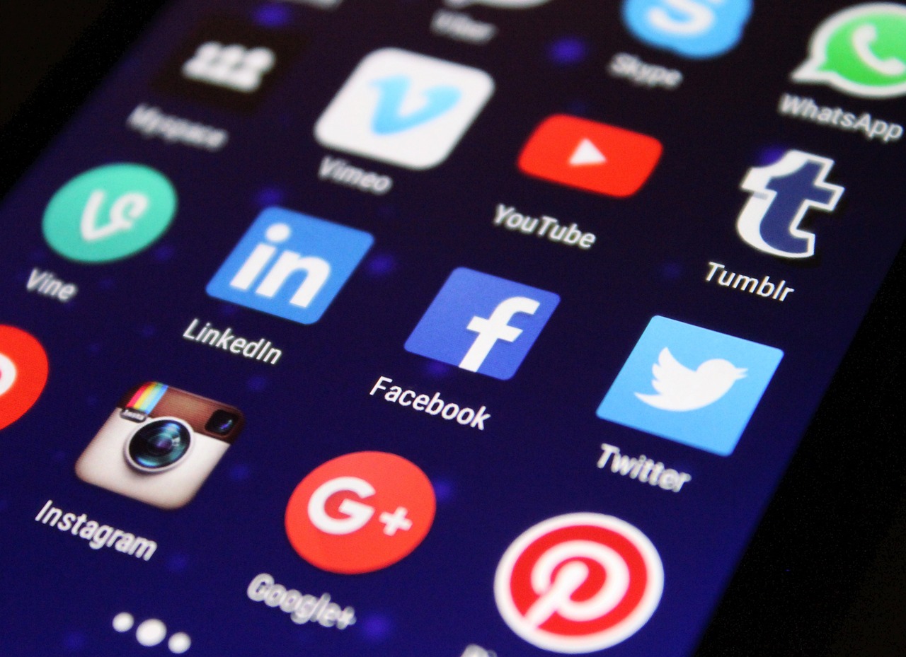 entdecken sie die neuesten trends und strategien im bereich social media. erfahren sie, wie sie ihre online-präsenz optimieren und mit ihrer zielgruppe effektiv kommunizieren können.