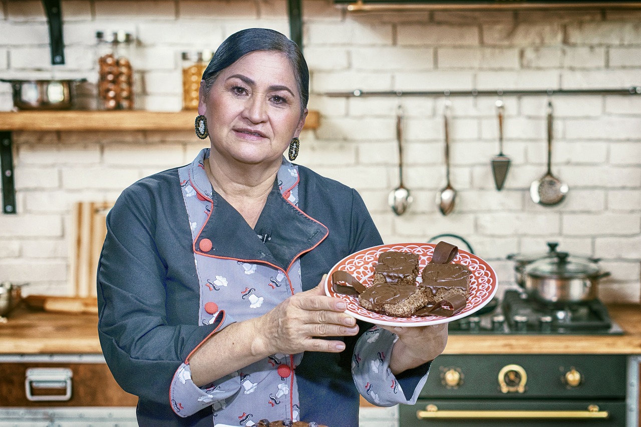 entdecken sie die faszinierende welt der kochshows! inspirierende rezepte, spannende wettbewerbe und kulinarische highlights erwarten sie in unseren beliebtesten tv-kochsendungen.
